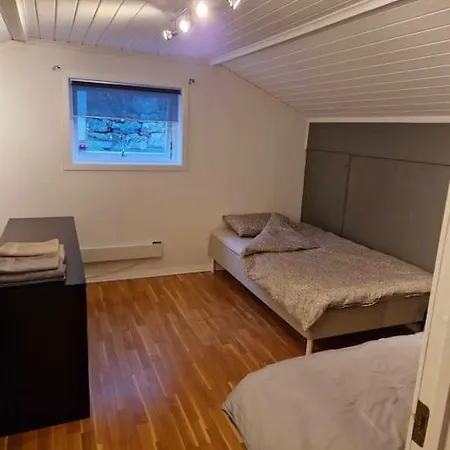 Pen Og Stor Enebolig I Hotel